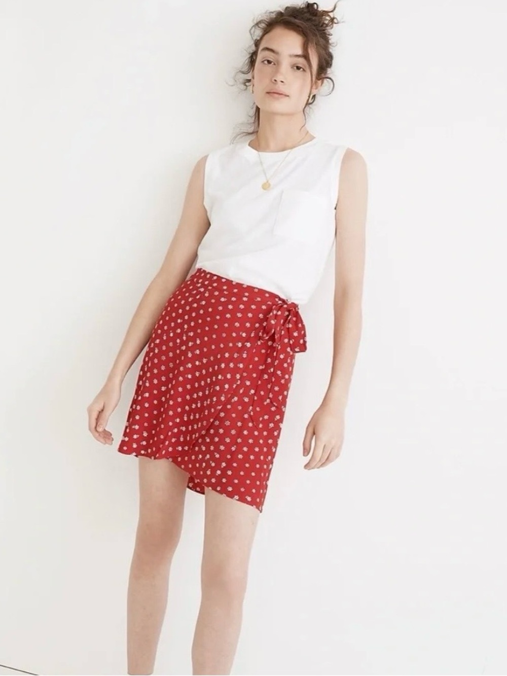 Madewell Wrap Mini Skirt in Bandana Flower Size 4 Red White Floral